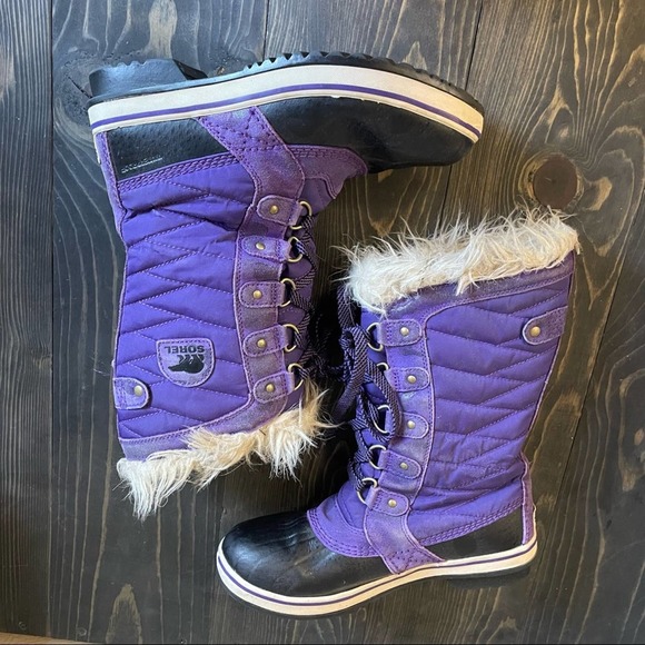 Sorel Other - Sorel Tofino II Glitter Duck Boots